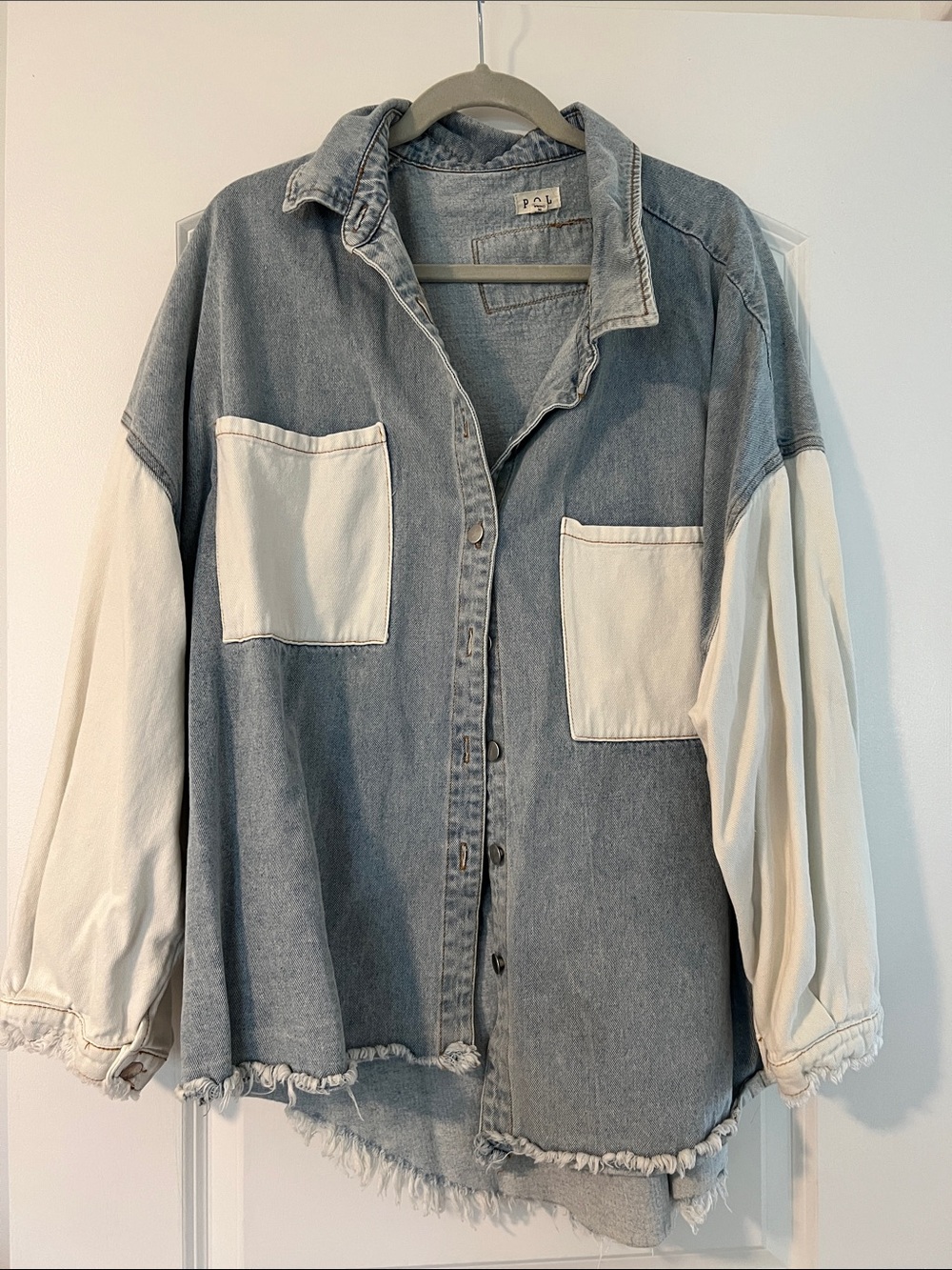 POL Two-Tone Denim Button-Down Shirt Jacket in Light Blue & Cream
